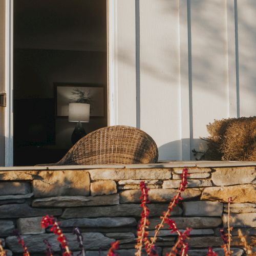 Fireside Inn on Moonstone Beach